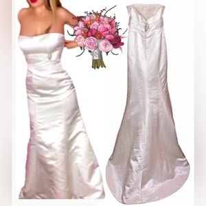 🌹 Elegant Strapless Wedding Dress 🌹